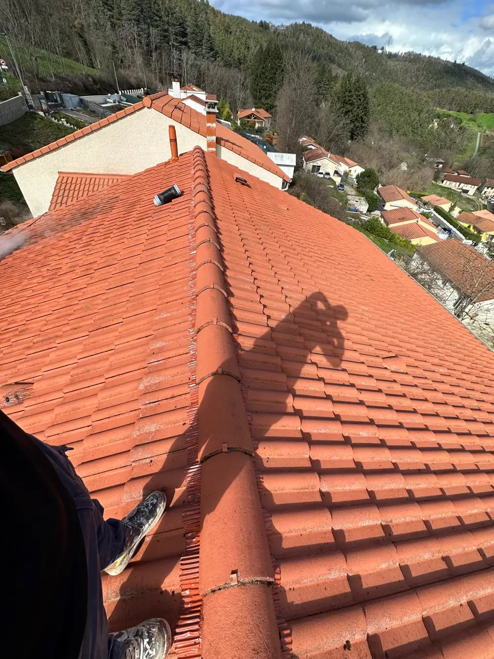 Contrôle d’une toiture en tuiles au Puy-en-Velay